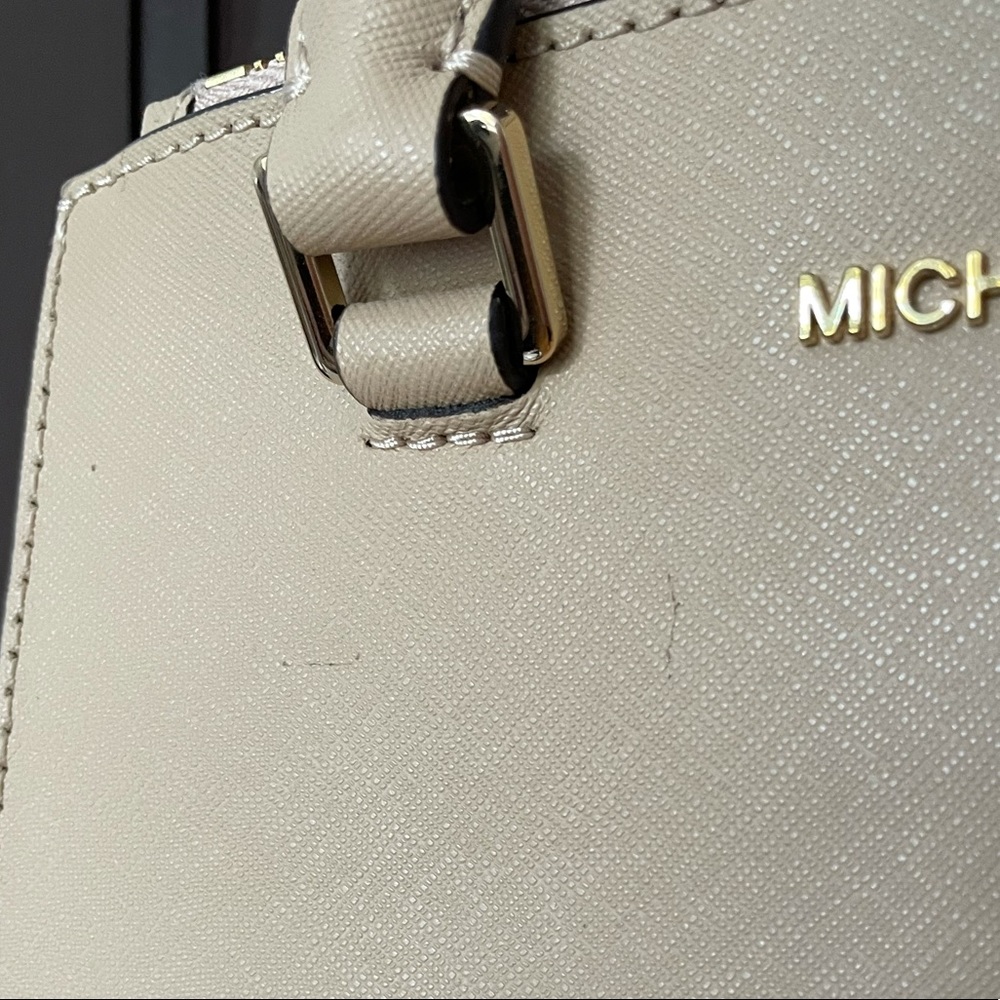 Michael Kors purse with handles and strap - Picture 3 of 7